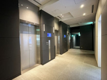 エレベーター（3基）