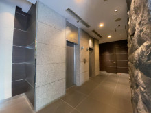 エレベーター(2基)