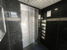 エレベーター(1基)