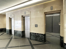 エレベーター（3基）