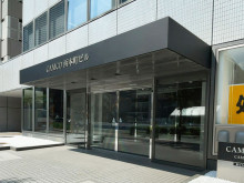 オフィスビル出入口