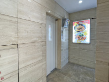 エレベーター(1基)