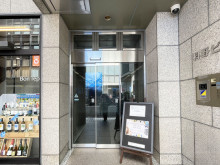 オフィスビル出入口