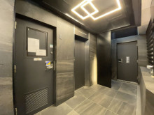 エレベーター(1基)