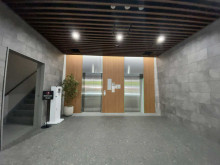 エレベーター(2基)