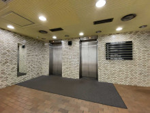 エレベーター(2基)