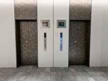 エレベーター(2基)