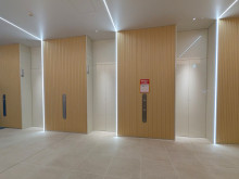 エレベーター(4基)