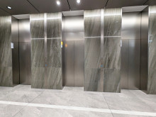 エレベーター(3基)