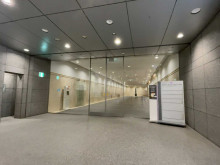 オフィス専用出入り口