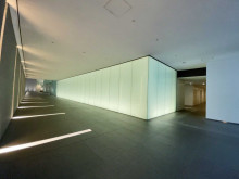 エントランスホール