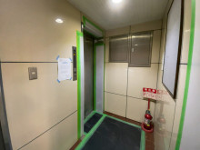 エレベーター(1基)