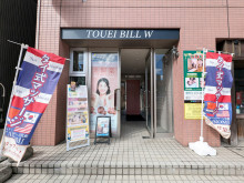 オフィスビル出入口