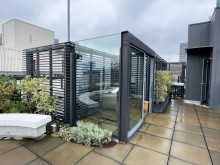 屋上喫煙スペース