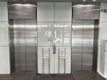 エレベーター(2基)