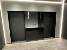 エレベーター(2基)