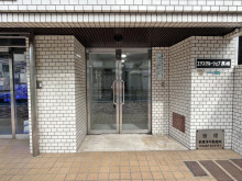 オフィスビル出入口