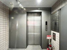 エレベーター(1基)