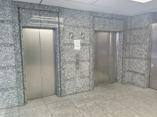 エレベーター(2基)