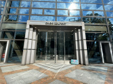 オフィスビル出入口