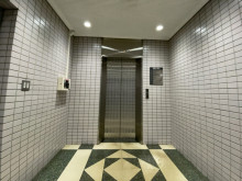 エレベーター(1基)