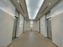 エレベーター(5基)