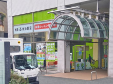 1階テナントの様子