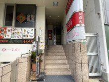 オフィスビル出入口