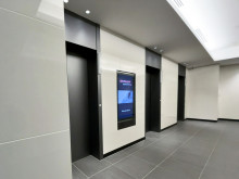 エレベーター(3基)