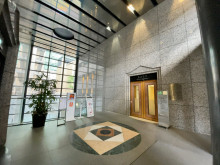 エントランスホール