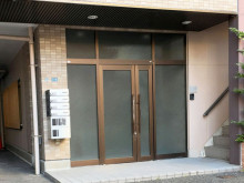 オフィスビル出入口