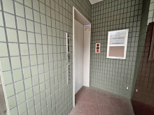 エレベーター(1基)