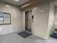 エレベーター(1基)