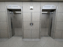 エレベーター(2基)