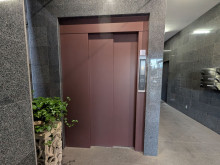 エレベーター(1基)