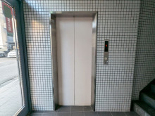 エレベーター(1基)