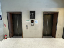 エレベーター(2基)