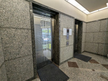 エレベーター(2基)