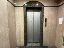 エレベーター(1基)