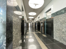 エレベーターホール