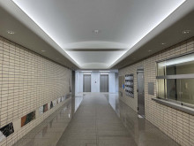 エントランスホール