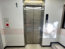 エレベーター(1基)