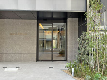 オフィスビル出入口