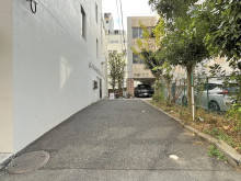 エントランスまでのア