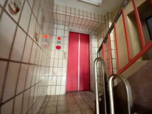 エレベーター(1基)