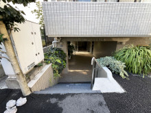 エントランスアプロー