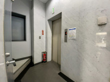 エレベーター(1基)