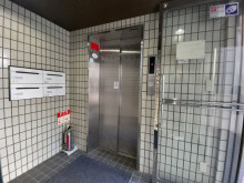 エレベーター(1基)