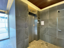 エレベーター(1基)