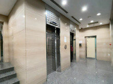 エレベーター(2基)